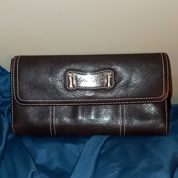 Wallet - Picture 2 of 3
